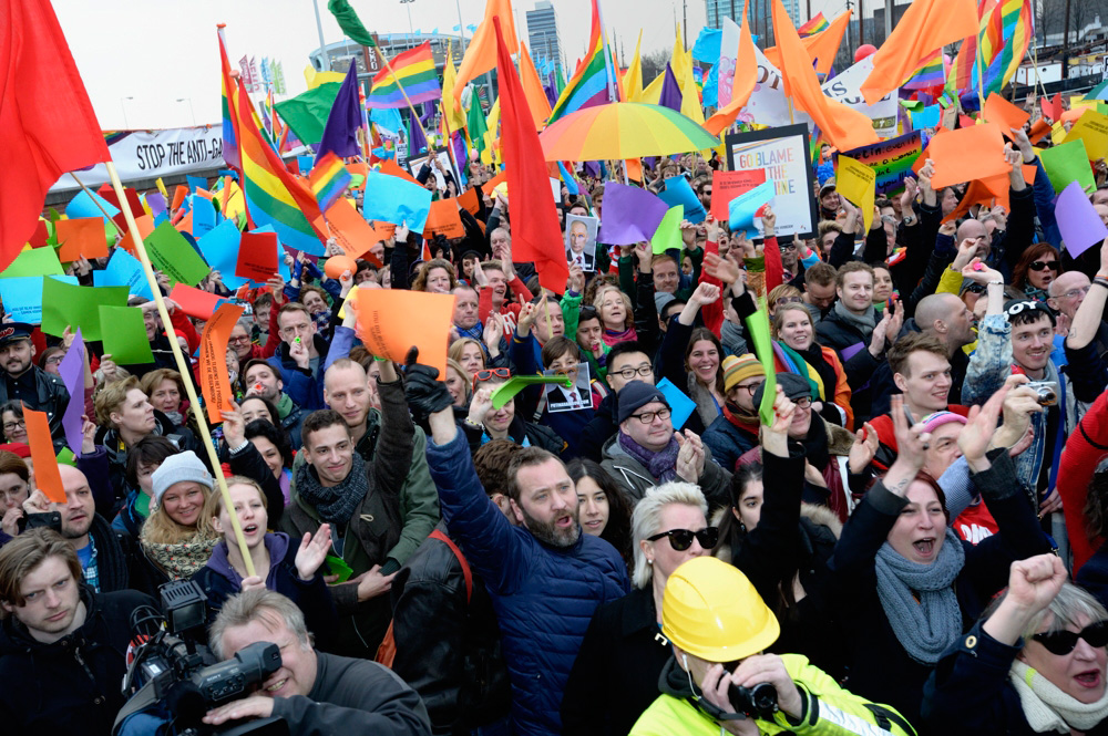 Lees meer over het artikel COC Nederland: Lawaai voor de liefde: demonstratie tegen Trump, Orbán en andere haatzaaiers op 24 juni in Den Haag